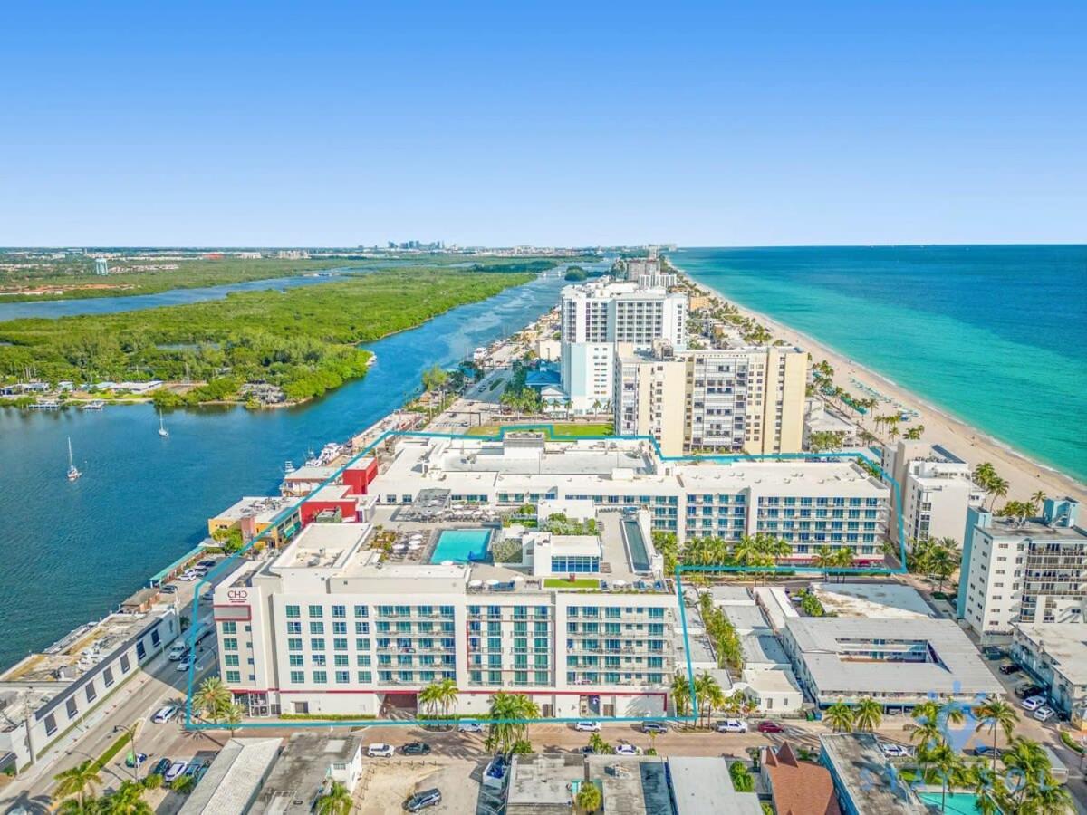 Rooftop Pool - Ocean View Balcony - Hollywood Beach Exterior photo