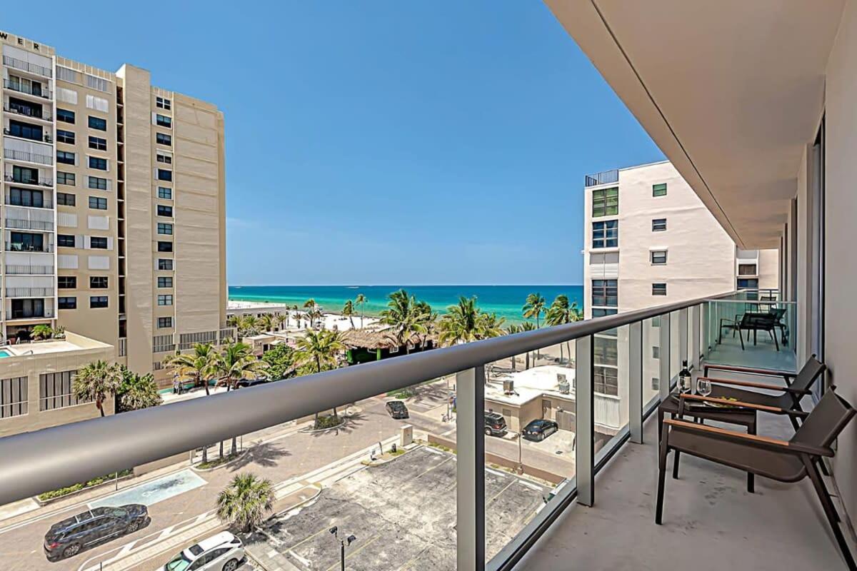 Rooftop Pool - Ocean View Balcony - Hollywood Beach Exterior photo